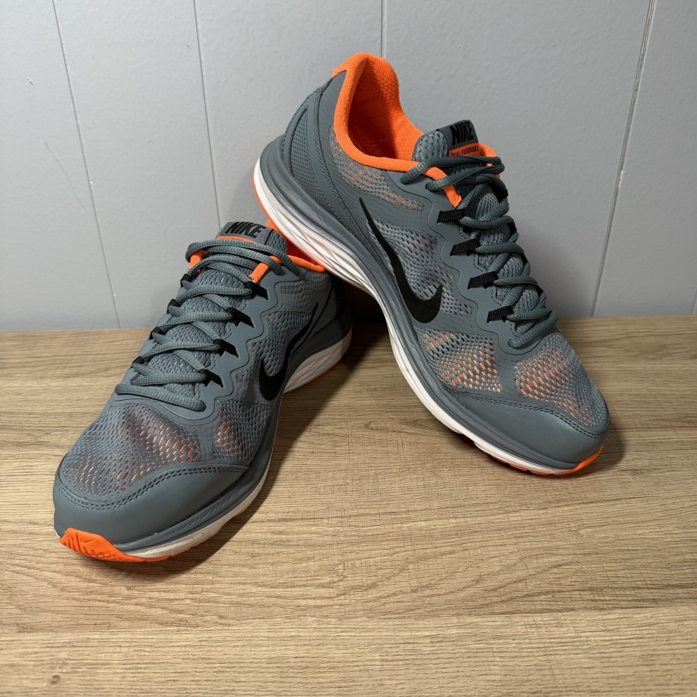 Nike Dual Fusion Run 3 Shoes Mens sz 9.5 Running Gray Orange Lightweight Comfort